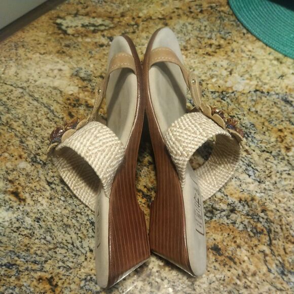 Island Slipper Women's Wedge Sandals Size 11 - Picture 7 of 12
